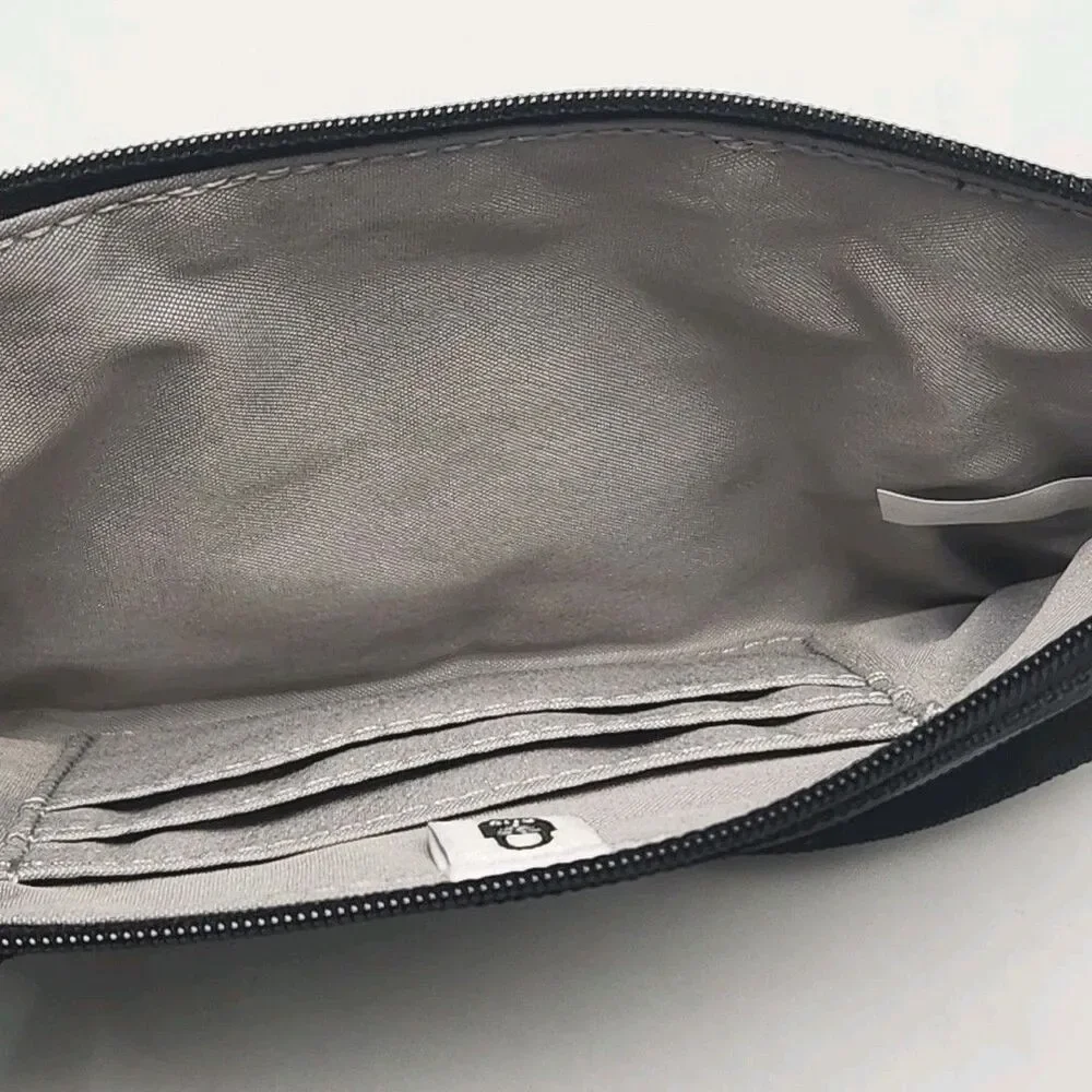 Baggallini Wristlet Wallet Card Slots RFID Nylon Black Flat Zip Small 7.5